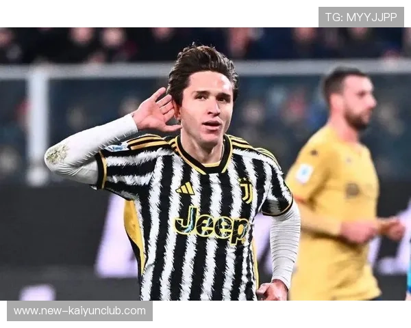 尤文快速推进连线顺畅,基耶萨推射偏出 尤文快速推进连线顺畅,基耶萨推射偏出